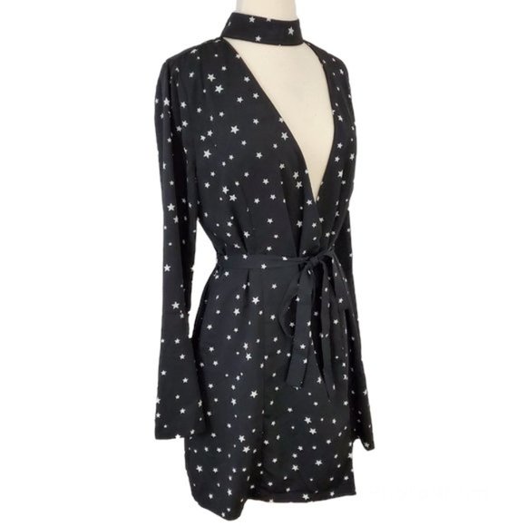J.O.A. Black Star Print Choker Neck Wrap Dress Size Small Boho Halloween - Picture 4 of 11